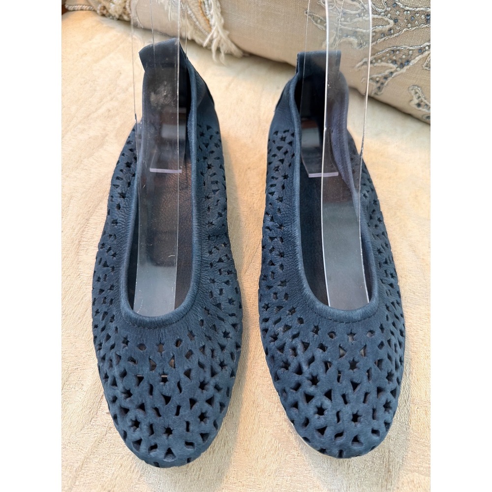 ARCHE Blue LILLY Leather NUBUCK Perforated Ballet Flat Shoes France  Size 38US 7